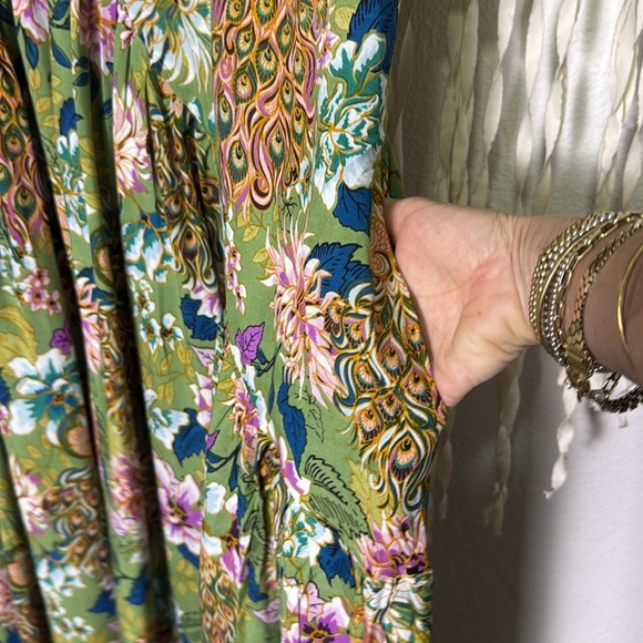 Loralette NWT Journey Maxi Dress in Green Floral Size 26/28 - Picture 16 of 16